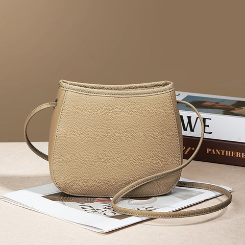 Popular Women's Trendy Versatile Cowhide Messenger Bag